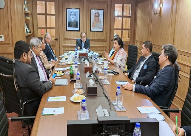 MCCI Hosts Discussion with Renowned Economists